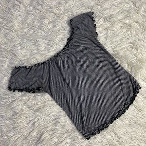 Cropped off the shoulder Forever 21 top